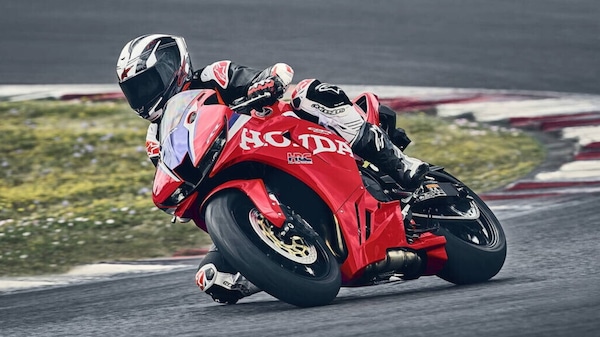 Honda CBR600RR 2027: cambia volto e affila gli artigli, tutte le novità