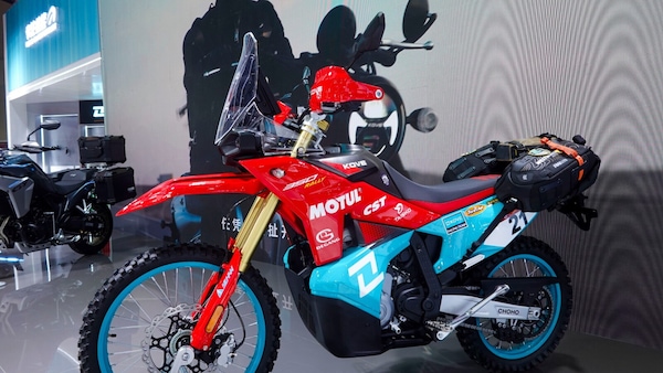 Kove 350 Rally: la sorella minore della 450 è attesa a EICMA