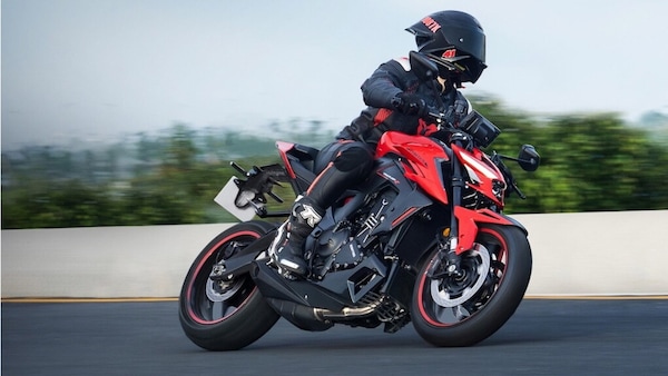 Zontes 703R, in arrivo una nuova naked a tre cilindri da 95 CV